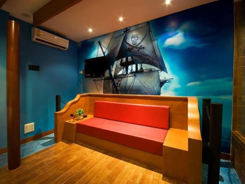 Red Horse Resort Паттайя Экстерьер фото